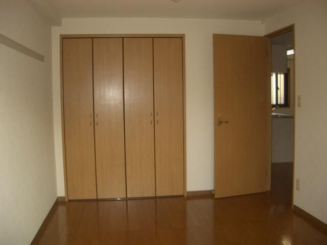 クレメントイシイの寝室