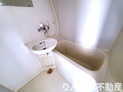 【浴室】 | 第1メゾン吉岡 | ゆったり過ごせるお風呂です