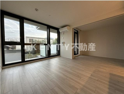 【居間・リビング】 | ザ・ケンジントン・レジデンス上池台 | 使いやすい居間です