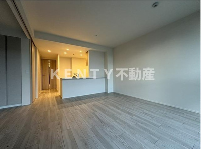 【居間・リビング】 | ザ・ケンジントン・レジデンス上池台 | リビングです