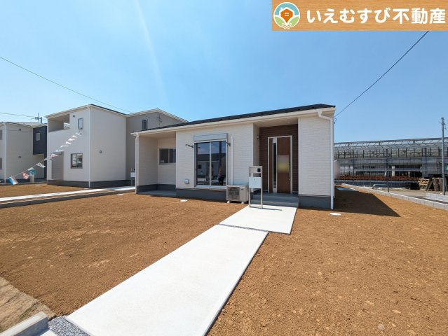 Livele Garden.S　鴻巣屈巣第3