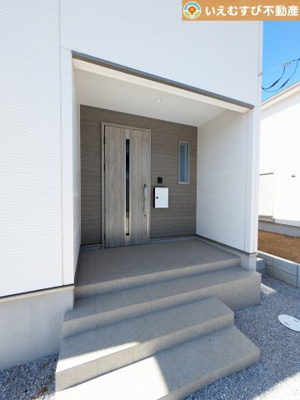 【エントランス】 | 児玉郡上里町七本木75期