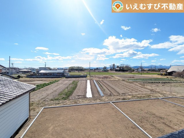 Zut PLUS　児玉郡上里町勅使河原5期の展望|高い建物が無く開放感のある展望
バルコニーからの展望も開けていてのどかな景色が望めます。日当りも良いですね♪