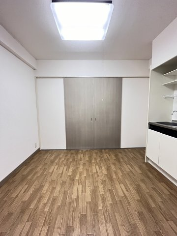 大阪市城東区今福東１丁目の賃貸マンションの居間・リビング