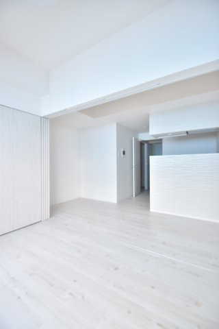 大阪市城東区蒲生２丁目の賃貸マンションの居間・リビング