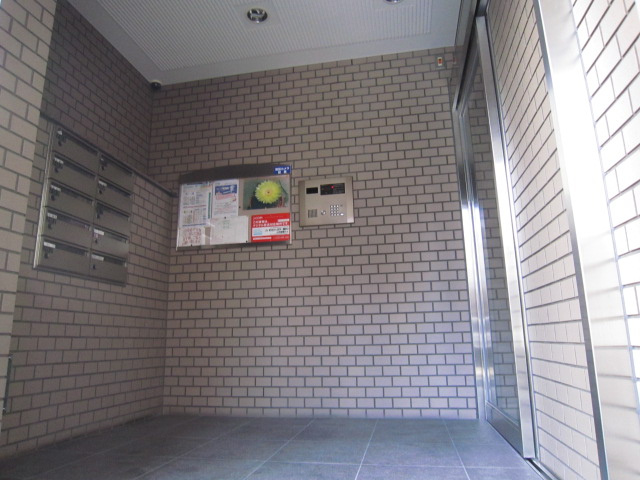 グローリアス長岡京のロビー
