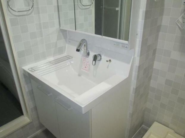 RAFFINE陣屋の洗面所