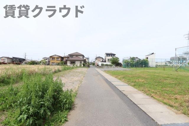 シャン・プレ・ロジュマンⅡの周辺