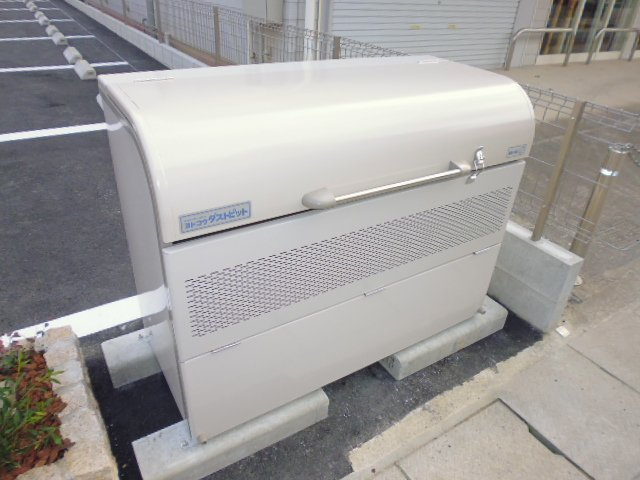 総社市総社２丁目のアパートのその他共用部分|敷地内ゴミステーション
