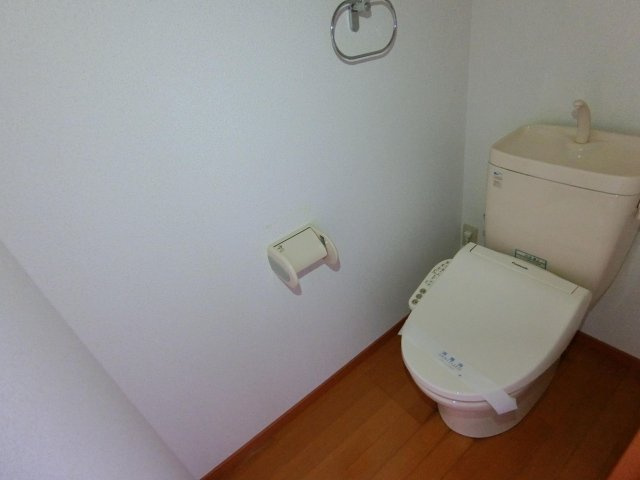 エテルネルソレイユⅢのトイレ|トイレもきれいです