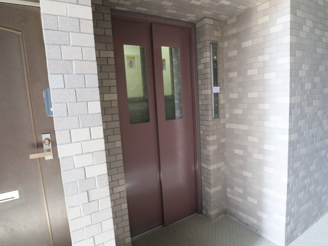 横浜小机北パークホームズ　(横浜市都筑区池辺町）♪のその他共用部分|エレベータホール