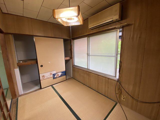 【居間・リビング】 | 里上アパート | ※同物件、別のお部屋の写真です