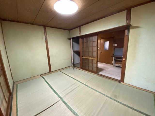 【和室】 | 里上アパート | ※同物件、別のお部屋の写真です