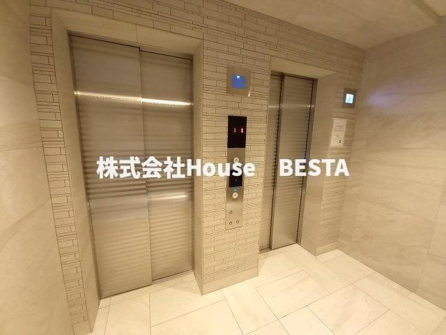 アプリーレ神戸元町のロビー