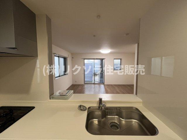 長栄寺町　一戸建てのキッチン|キッチンからの眺め
■物件内覧・資金計画相談・住宅ローン相談、リフォーム相談、お問合せ受付中■
※当日・翌日のご内覧、ご相談はお電話でのお問合せがスムーズです！