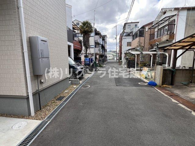 長栄寺町　一戸建ての前面道路含む現地写真|前面道路を含む現地写真　北向き　私道
■物件内覧・資金計画相談・住宅ローン相談、リフォーム相談、お問合せ受付中■
※当日・翌日のご内覧、ご相談はお電話でのお問合せがスムーズです！