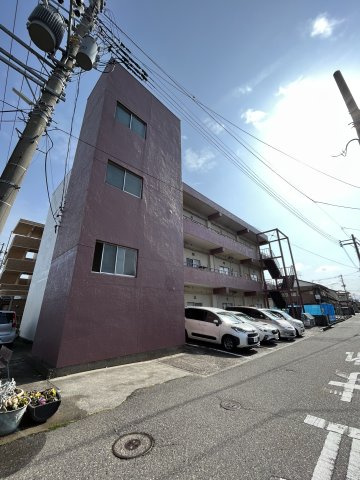 水上アパートの外観|建物外観　落ち着きある外観です