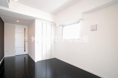 【居間・リビング】 | グランドコンシェルジュ蒲田 | ゆったりとしたリビングです