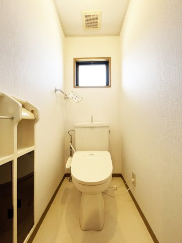 徳島市南田宮２丁目のアパートのトイレ