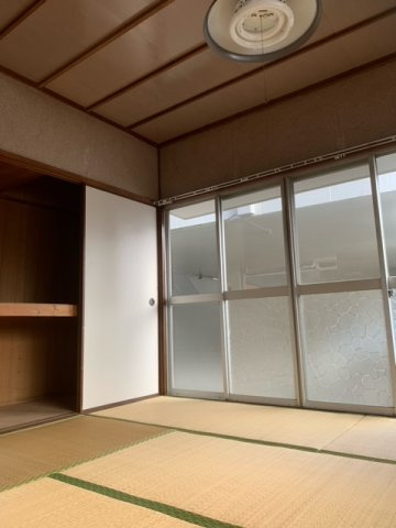 高倉アパートの和室