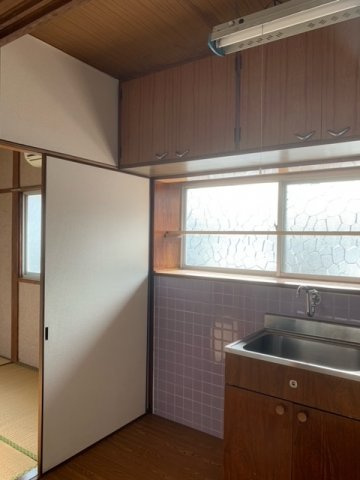 高倉アパートの居間・リビング