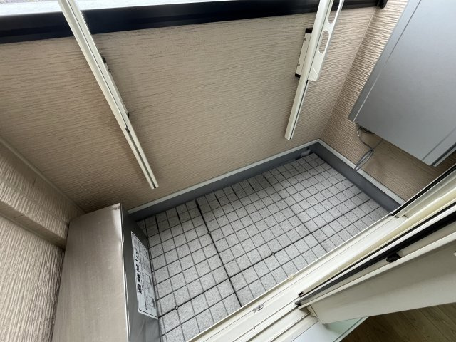ベイホーム市川のバルコニー