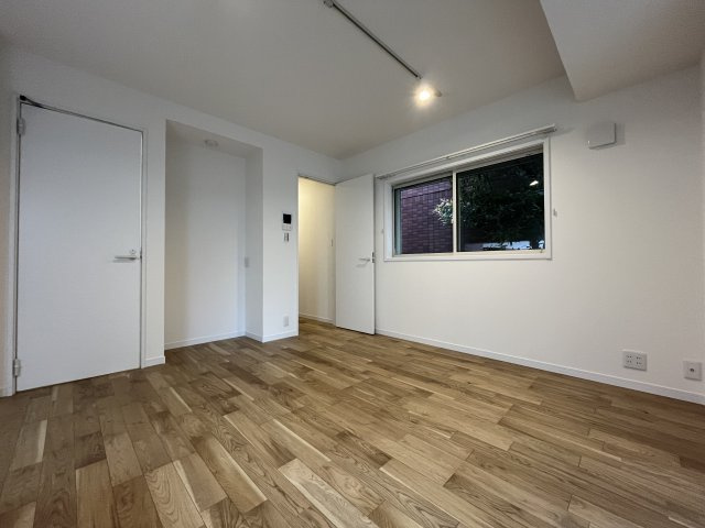 ベイホーム市川の居間・リビング