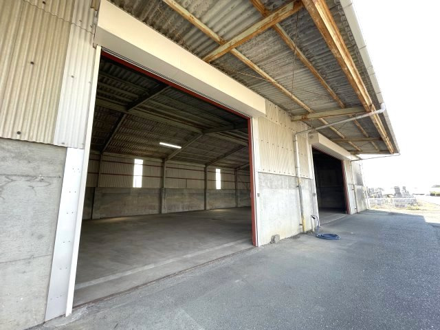 深萩町堆肥舎のエントランス