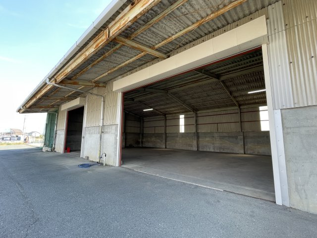 深萩町堆肥舎のエントランス