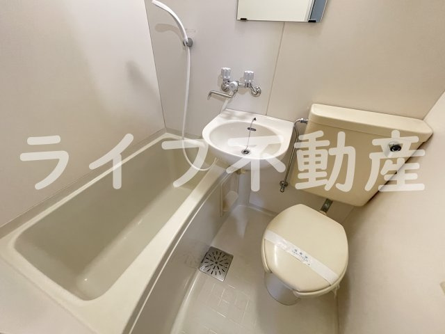 エスタイル小阪の浴室|コンパクトで使いやすいお風呂です