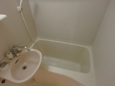 【浴室】 | クリスタルカーサⅡ | お風呂で日々の疲れを落としましょう