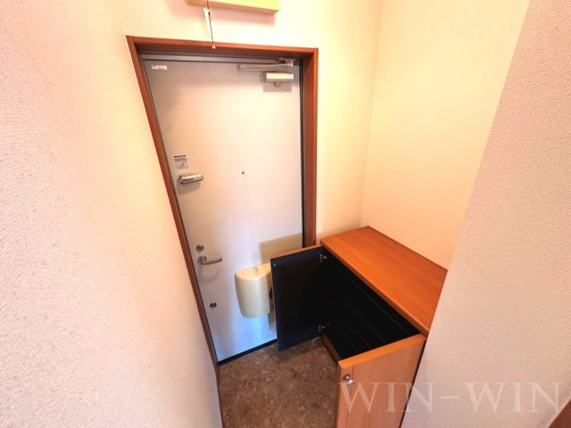 ブロードタウン神野 Ⅱ Bの玄関