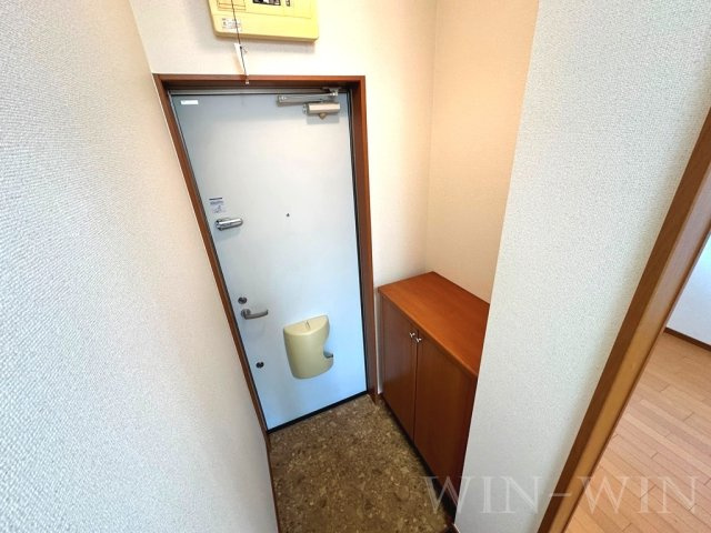 ブロードタウン神野 Ⅱ Bの玄関