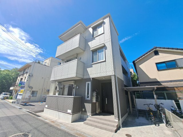 フェリオ鳴尾の外観