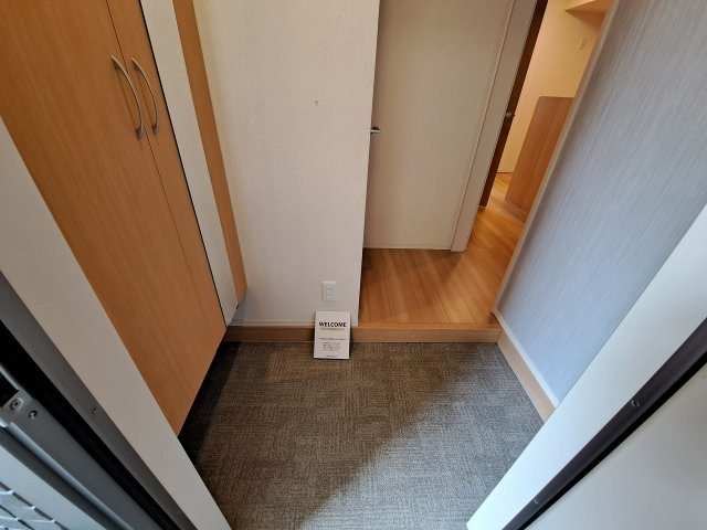 フェリオ鳴尾の玄関