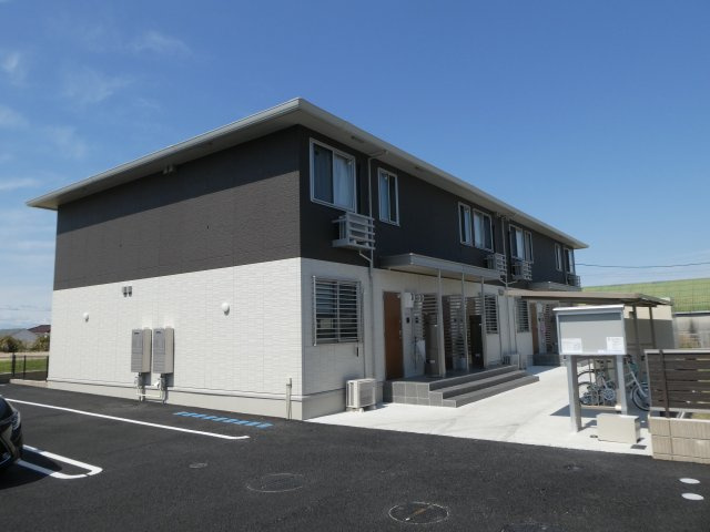 D-room神有の外観|2020年築の築浅アパート