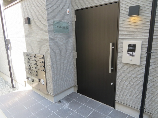 CASA徳庵のエントランス