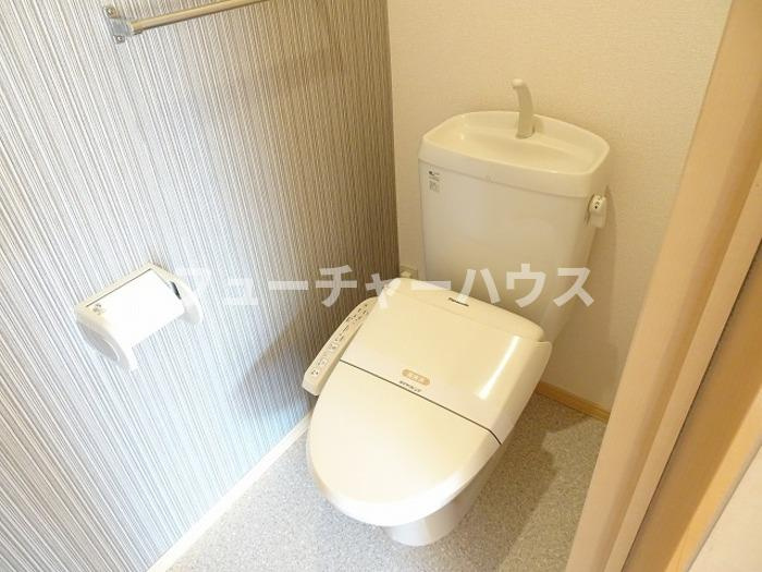 ＲＯＹＡＬ　ＧＡＲＤＥＮ　ＣＡＳＡＨＡＲＡのトイレ