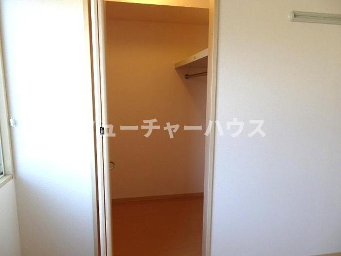 ＲＯＹＡＬ　ＧＡＲＤＥＮ　ＣＡＳＡＨＡＲＡの収納