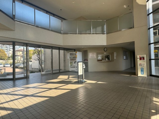 【エントランス】