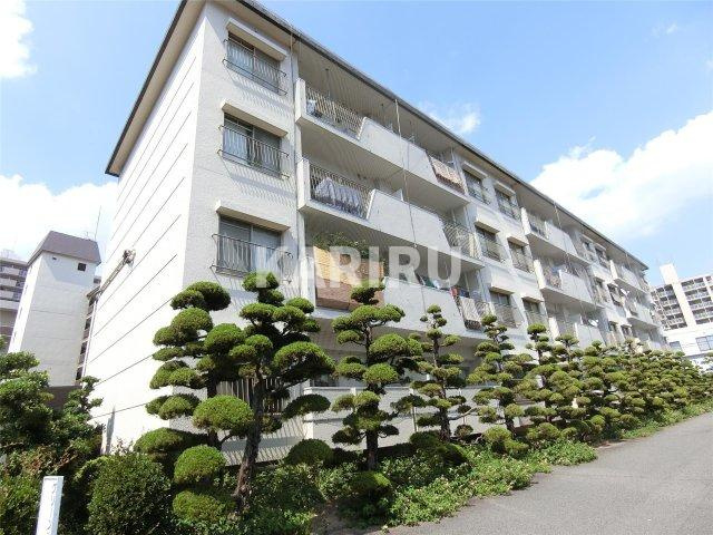 シャンボール鶴見の外観