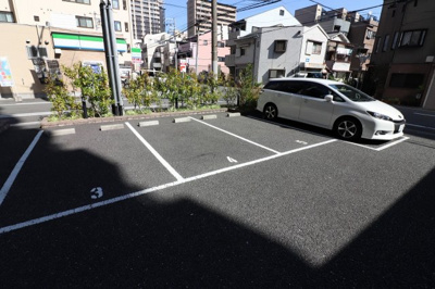 【駐車場】 | エス・キュート城東中央 | 駐車場完備です