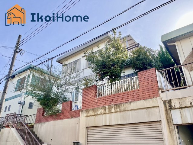 明石市北朝霧丘　土地のその他|最寄りのバス停までは徒歩6分となっており、9分で明石駅にも到着するので通勤や通学に便利な立地。