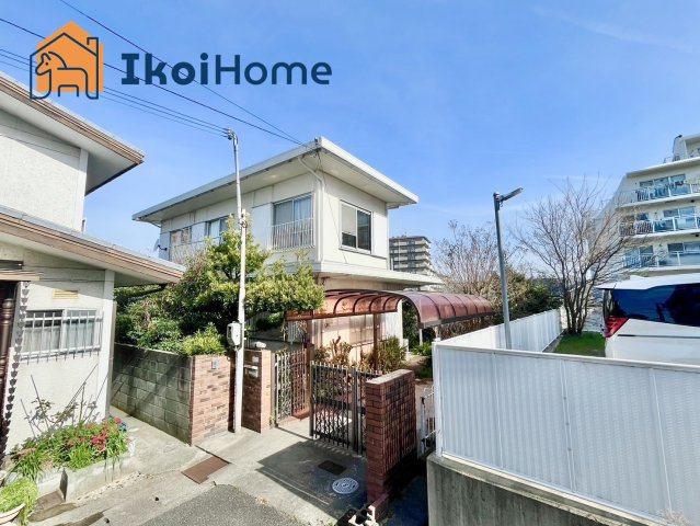 明石市東朝霧丘　土地の周辺|●資料・カタログのご請求無料●現地見学可能●敷地は高台平坦で明石海峡大橋がすごくきれいに見える立地にあります。夜中だけでなく日中、青い空に浮かぶ景色は特別感があります。