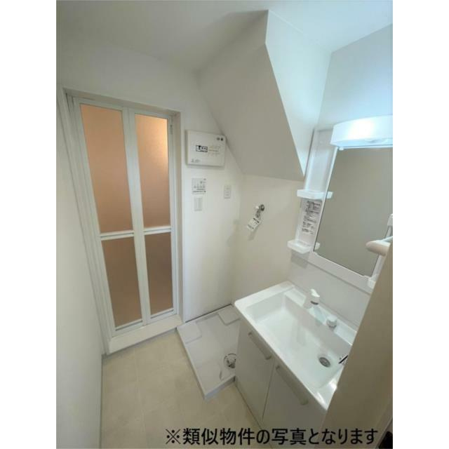 熊本市西区蓮台寺１丁目のアパートの独立洗面台