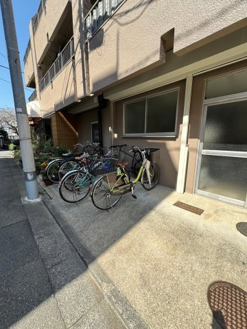 吉見ビルのその他共用部分|駐輪スペース