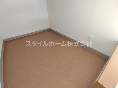 【その他】 | カーサフォルトゥーナ | 別部屋写真です。