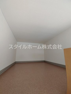 【内装】 | カーサフォルトゥーナ | 別部屋写真です。