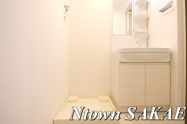 【独立洗面台】 | S-RESIDENCE平安通 | 独立洗面台で身支度をすべて済ませてしまいましょう