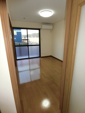 メゾングレースの洋室